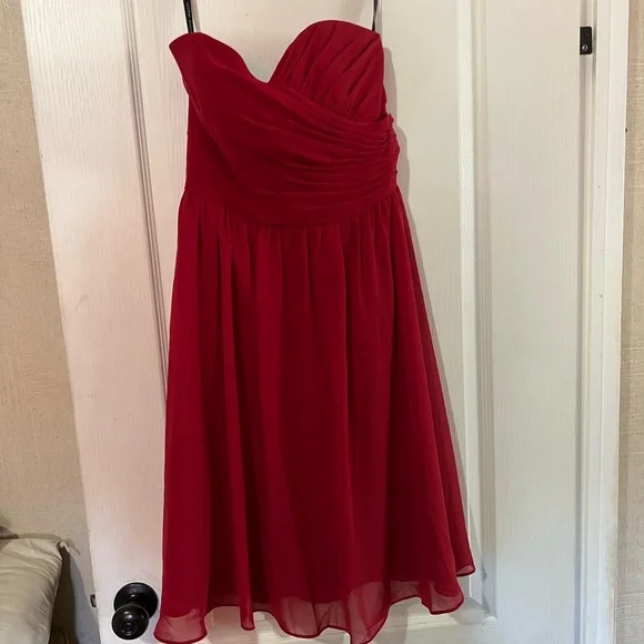 Alfred Angelo Dresses | Alfred Angelo Strapless Bridesmaid Dress | Color: Red | Size: 4 | Ekka92's Closet